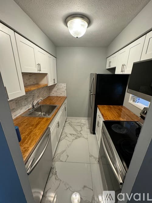 North Olmsted Apartment: 23855 David Dr
