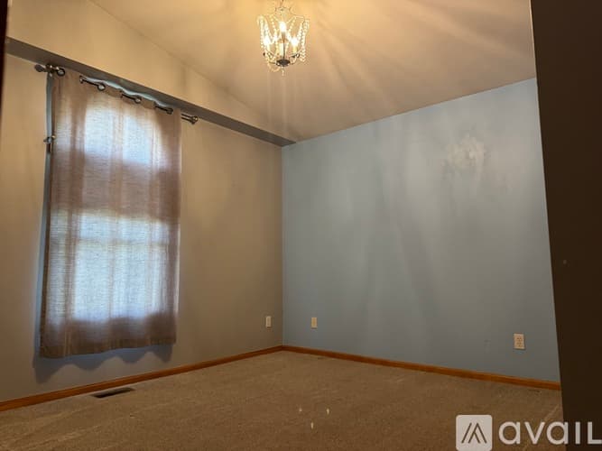 Crown Point House: 3311 Rustic Ln