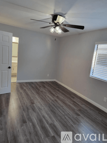 Woodland Hills Townhome: 6121 Shoup Ave