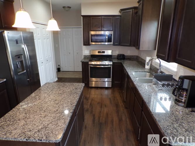 Crown Point House: 11665 Georgia Street