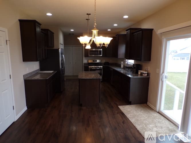 Crown Point House: 11665 Georgia Street