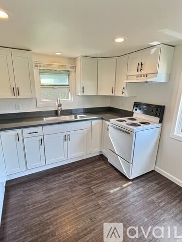 Seattle Condo: 12203 Roseberg Ave S