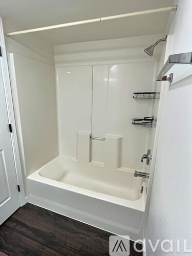 Seattle Condo: 12203 Roseberg Ave S