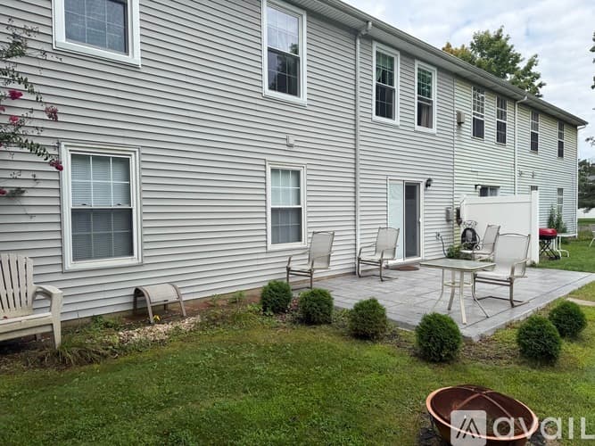 Yardley Apartment: 576 A Thrush Court