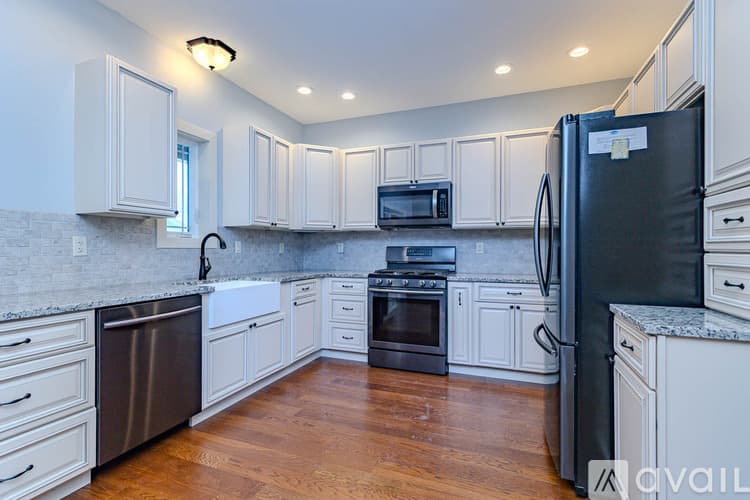 Weston Condo: 6803 Von Kanel Street