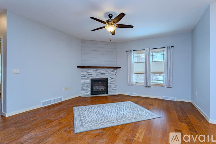 Weston Condo: 6803 Von Kanel Street