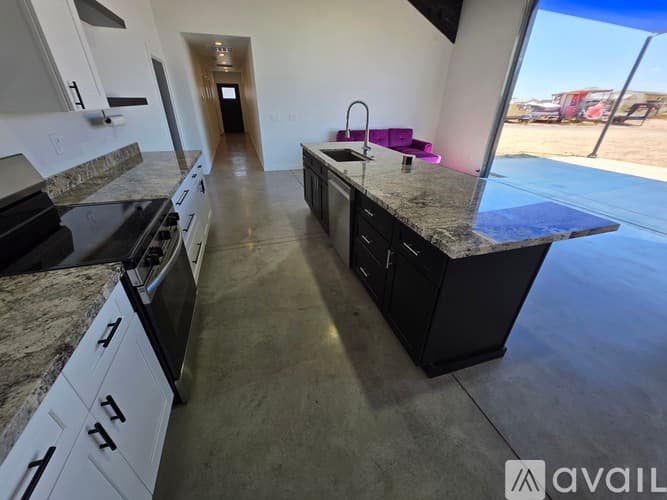 San Tan Valley House: 2061 W Daniel Rd Unit 1