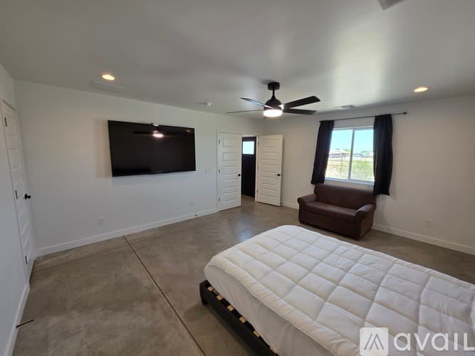 San Tan Valley House: 2061 W Daniel Rd Unit 1