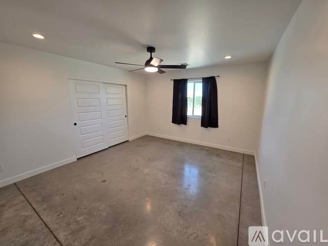 San Tan Valley House: 2061 W Daniel Rd Unit 1