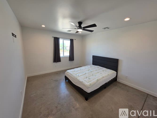 San Tan Valley House: 2061 W Daniel Rd Unit 1