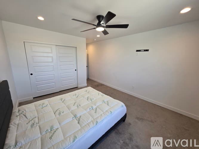San Tan Valley House: 2061 W Daniel Rd Unit 1