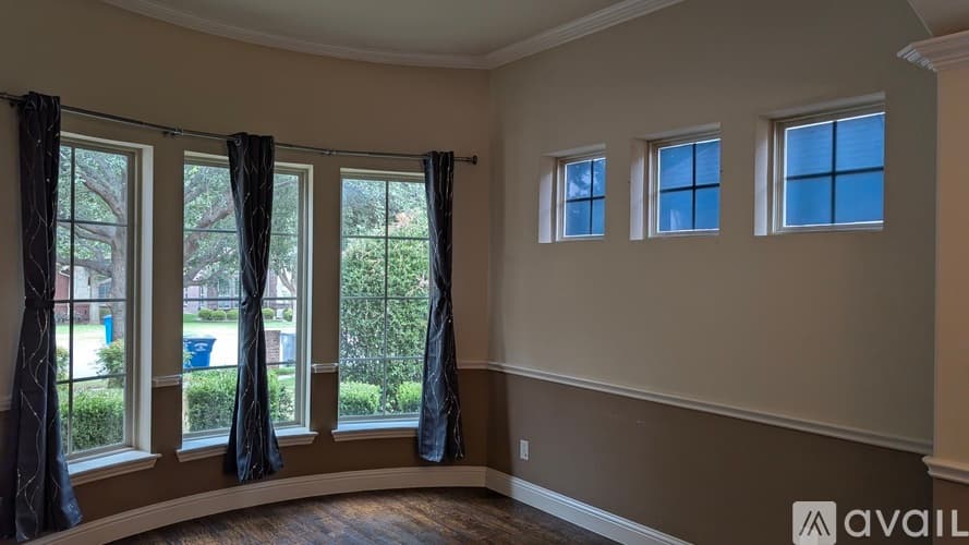 Dallas House: 12231 Jackson Creek Dr
