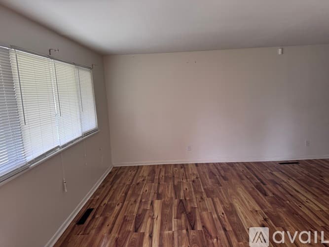 Columbus House: 3513 Roswell Drive