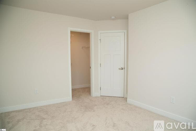 Greenville Townhome: 140 Eagle Wood Drive