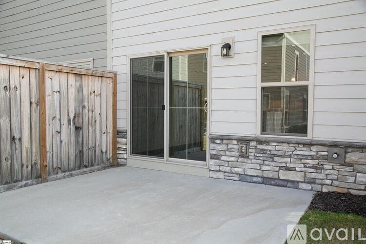 Greenville Townhome: 140 Eagle Wood Drive
