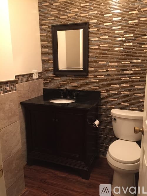 Bethlehem Townhome: 535 Main St
