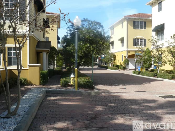 Clearwater Townhome: 500 Jasmine Way