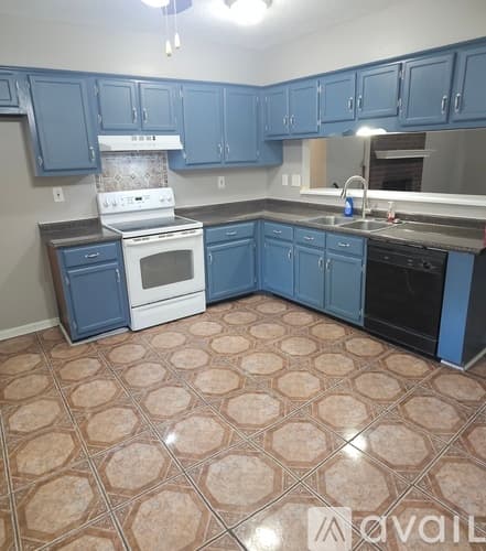 Memphis House: 7774 Reese Road