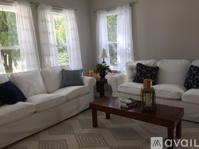 Fernandina Beach House: 215 South 11 Th Street