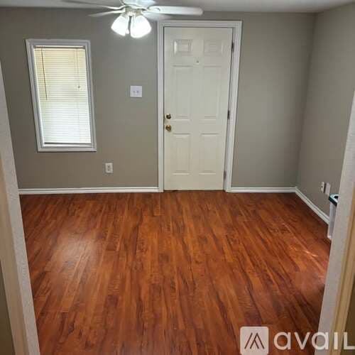 Wichita House: 2151 S Washington Ave