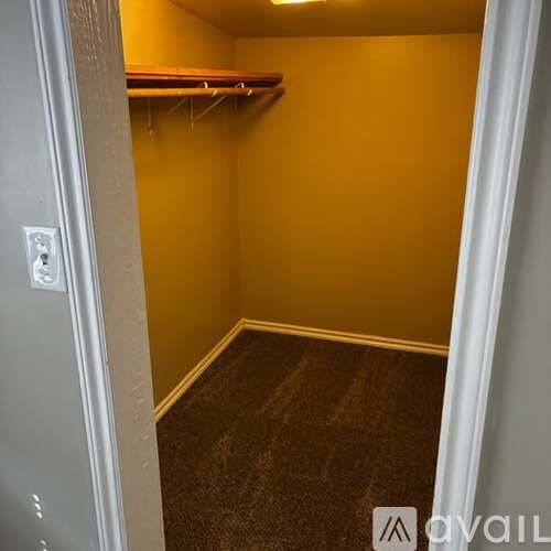 Wichita House: 2151 S Washington Ave