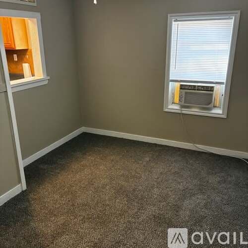 Wichita House: 2151 S Washington Ave