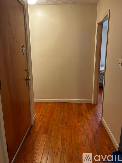 Somerville Apartment: 83 Perkins Street