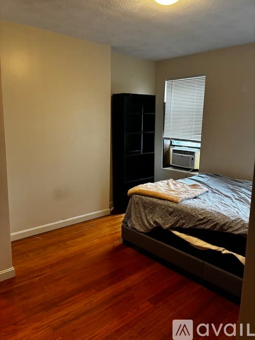Somerville Apartment: 83 Perkins Street