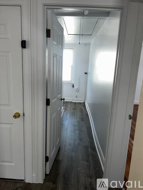 Chicopee House: 106 Taylor Street