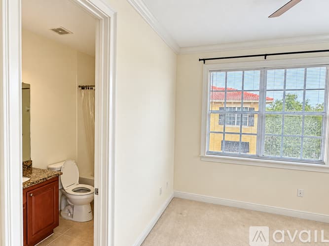 Clearwater Townhome: 500 Jasmine Way