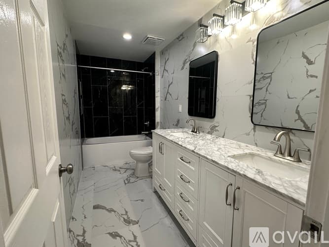 Overland House: 9003 Lackland Road