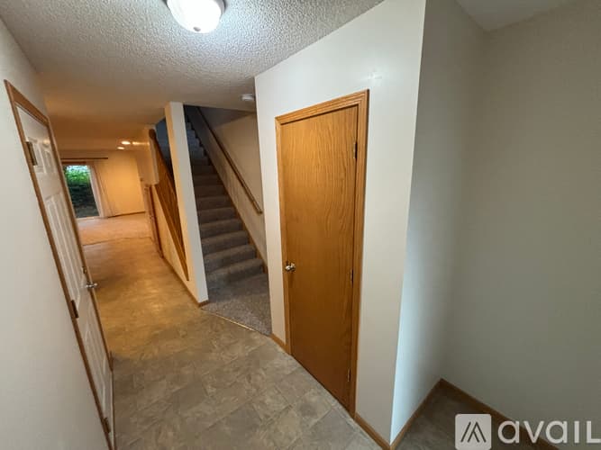 Oakdale Townhome: 6376 Upper 13 Th St N