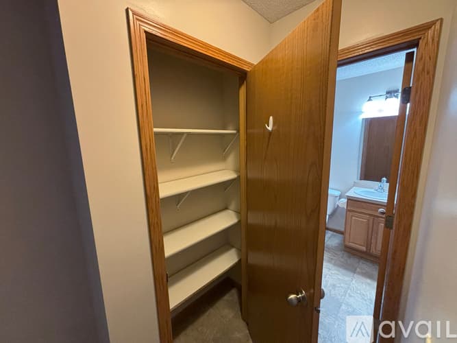 Oakdale Townhome: 6376 Upper 13 Th St N