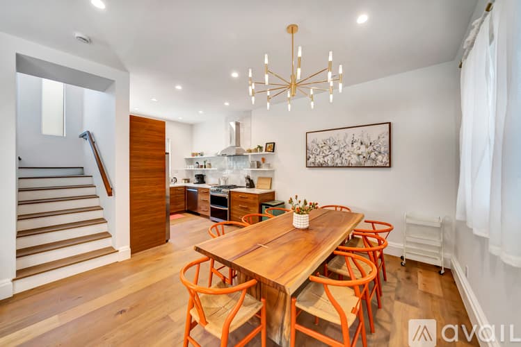 Los Angeles House: 23265 Gonzales Dr