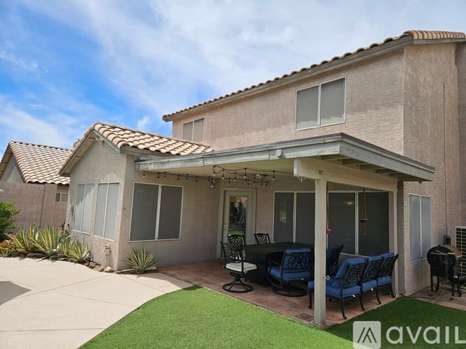 Phoenix House: 1715 East Yukon Drive