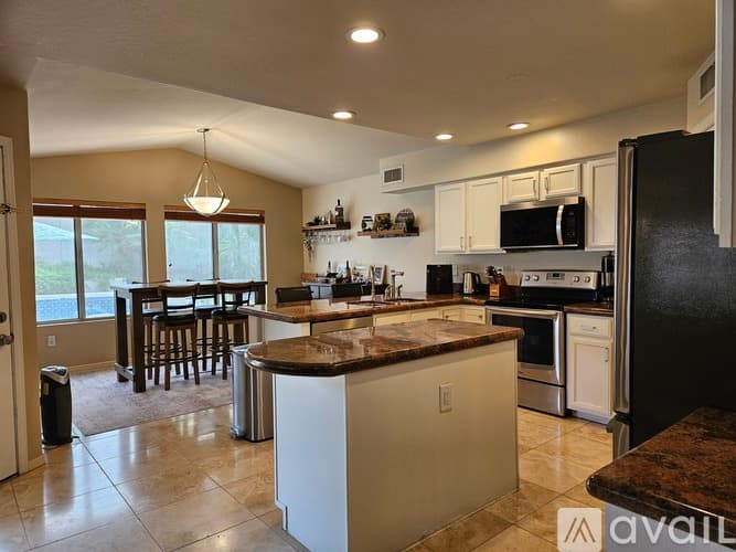 Phoenix House: 1715 East Yukon Drive