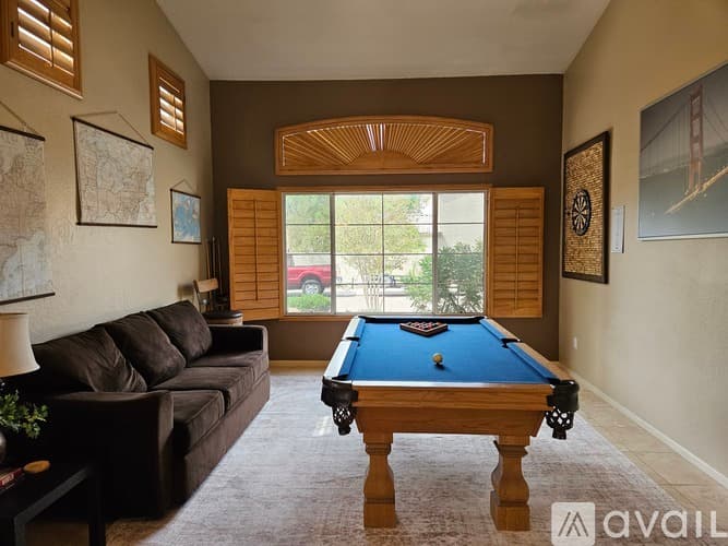 Phoenix House: 1715 East Yukon Drive