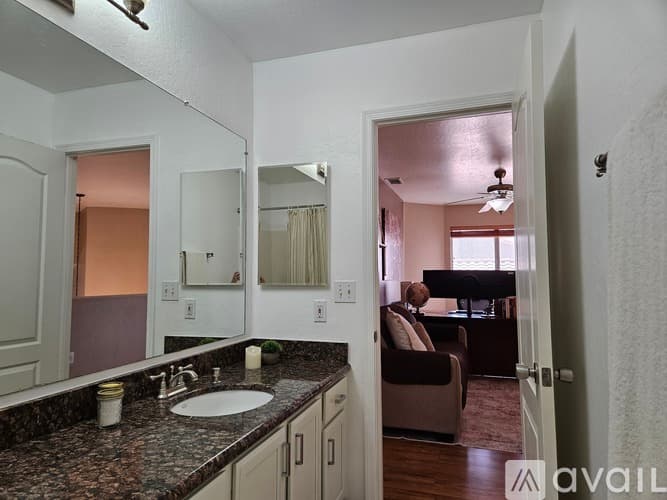 Phoenix House: 1715 East Yukon Drive