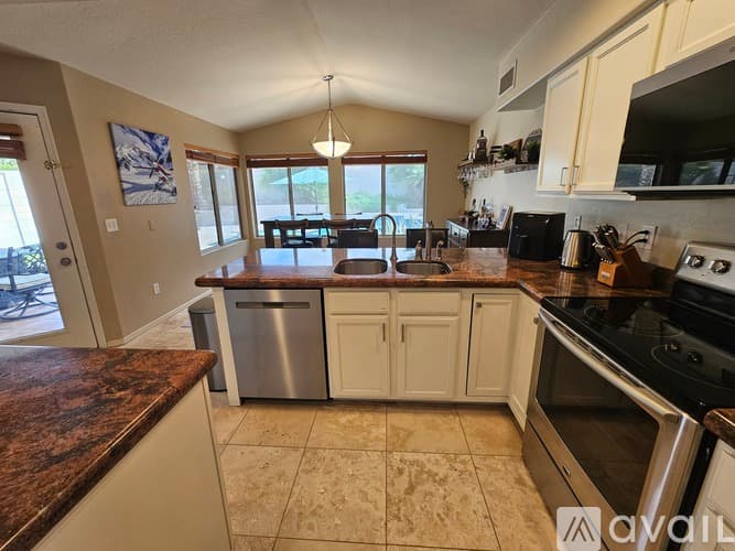 Phoenix House: 1715 East Yukon Drive