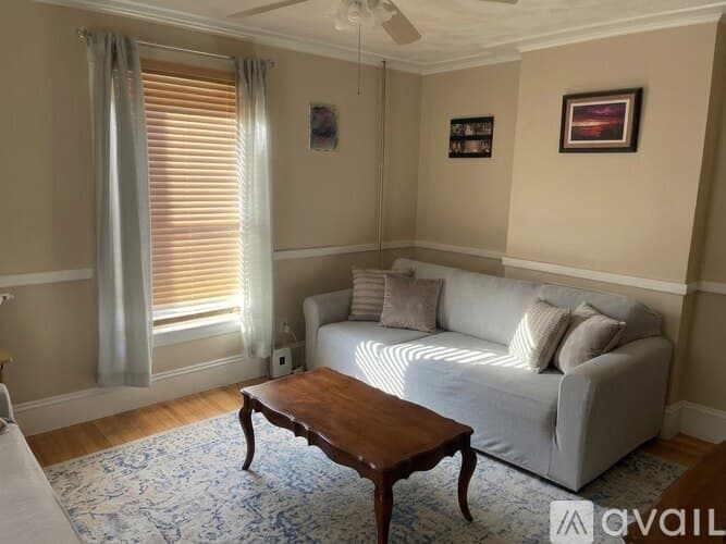 Arlington House: 14 Swan Place