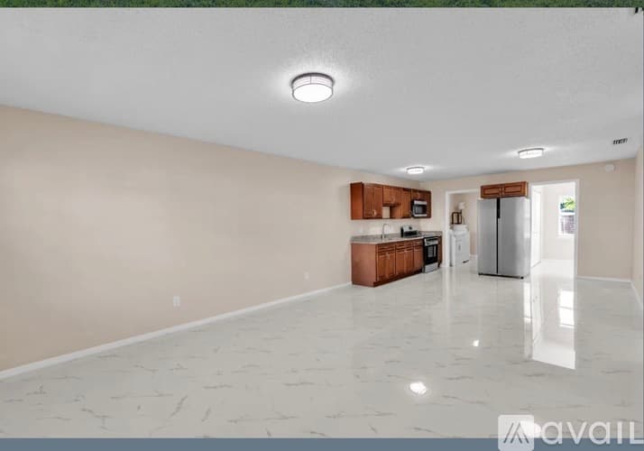 Fort Pierce House: 2809 Jefferson Parkway UNIT B