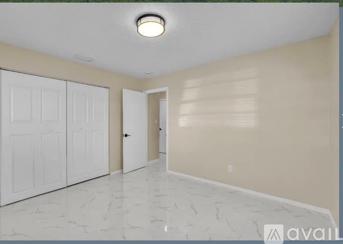 Fort Pierce House: 2809 Jefferson Parkway UNIT B