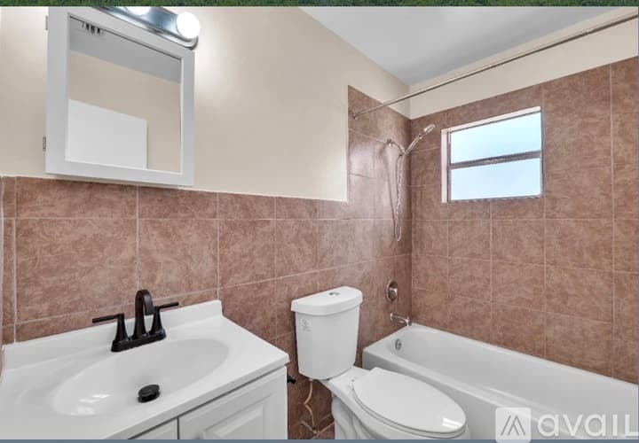 Fort Pierce House: 2809 Jefferson Parkway UNIT B