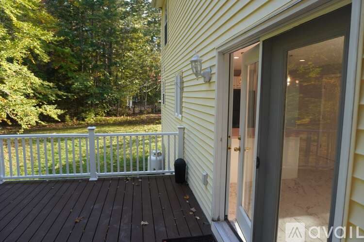 Windham House: 41 Dakota Drive