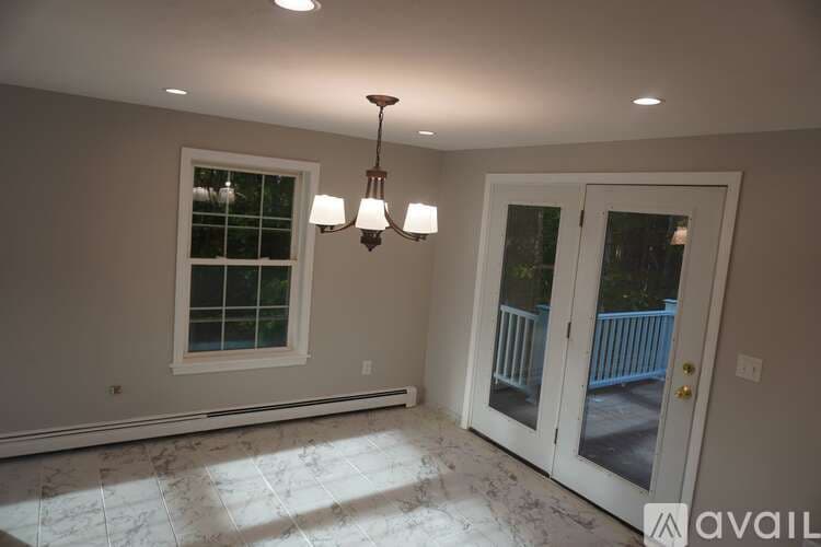 Windham House: 41 Dakota Drive