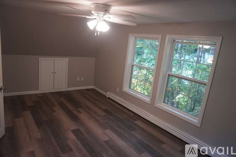Windham House: 41 Dakota Drive