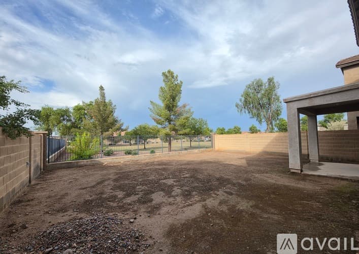 Phoenix House: 5730 West Gwen Street