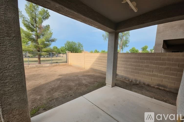 Phoenix House: 5730 West Gwen Street