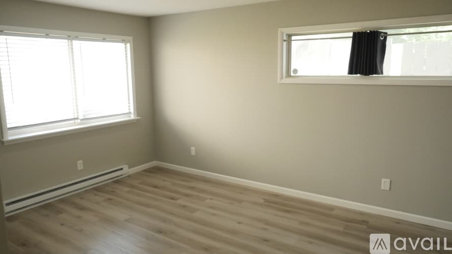 Alton Apartment: 611 Liberty Street