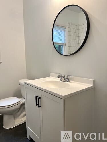Atlanta House: 1816 Donnalee Ave SE